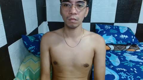 massive_boner02 online show from 12/09/24, 08:55