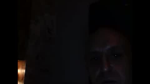 Snapshot of massivecock1980604187 chatting on 01/16/25, 11:27 massivecock1980604187 online show from 01/16/25, 11:27