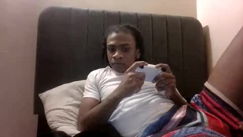 Snapshot of massivemalik chatting on 12/27/24, 09:32 massivemalik online show from 12/27/24, 09:32