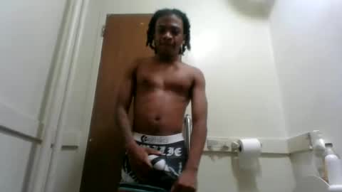 Snapshot of massivemalik chatting on 01/02/25, 09:07 massivemalik online show from 01/02/25, 09:07