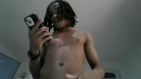 Snapshot of massivemalik chatting on 01/22/25, 03:09 massivemalik online show from 01/22/25, 03:09