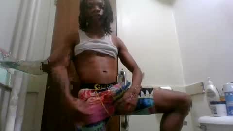 Snapshot of massivemalik chatting on 02/26/25, 02:04 massivemalik online show from 02/26/25, 02:04