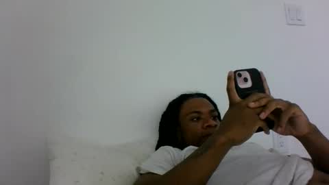 Snapshot of massivemalik chatting on 09/15/25, 11:16 massivemalik online show from 09/15/25, 11:16