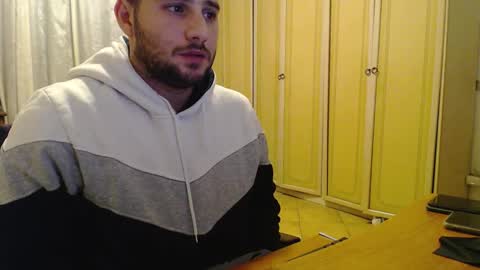 Snapshot of massu1994 chatting on 11/19/25, 03:12 Massu94 online show from 11/19/25, 03:12