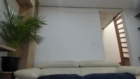 Domi online show from 12/03/24, 12:49