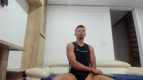 Domi online show from 12/17/24, 10:01