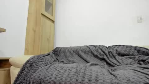 Snapshot of master4pigbitchslv chatting on 04/20/26, 02:58 Domi online show from 04/20/26, 02:58