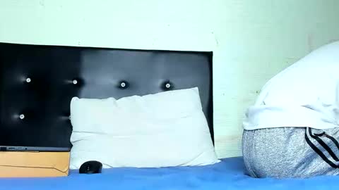 master_dominant_777 online show from 11/30/25, 09:08