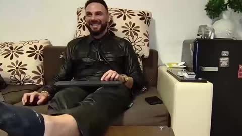 SIR online show from 02/10/25, 02:08