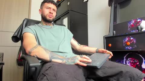 steven  online show from 02/28/25, 03:26