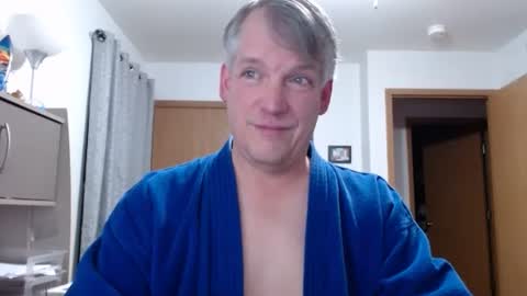 Snapshot of master_thorn chatting on 02/08/25, 03:08 Master Thorn online show from 02/08/25, 03:08