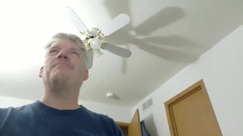 Snapshot of master_thorn chatting on 09/09/25, 02:11 Master Thorn online show from 09/09/25, 02:11