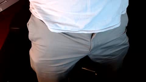 Snapshot of masterbatingdude chatting on 02/26/25, 07:49 Masterbatingdude online show from 02/26/25, 07:49