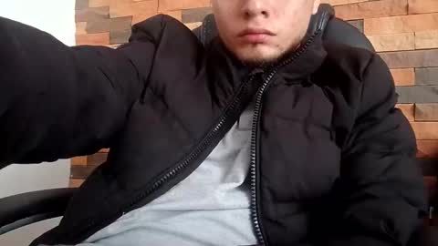 Snapshot of masterch6 chatting on 10/23/25, 01:43 masterch6 online show from 10/23/25, 01:43