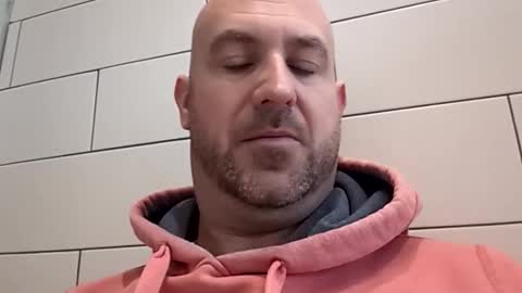 Bob online show from 11/06/25, 09:43