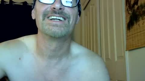 Snapshot of masterdaddyj1 chatting on 03/12/25, 05:02 MasterDaddyJeff online show from 03/12/25, 05:02