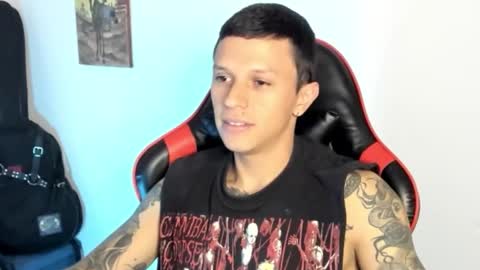 Snapshot of masterdave7 chatting on 02/18/26, 05:42 Dave online show from 02/18/26, 05:42