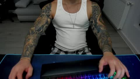 masterkingmuscle online show from 02/11/25, 08:10