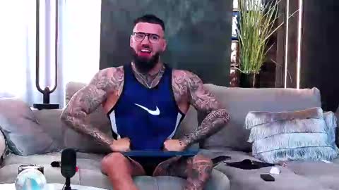 masterkingofmuscle online show from 03/10/25, 07:21