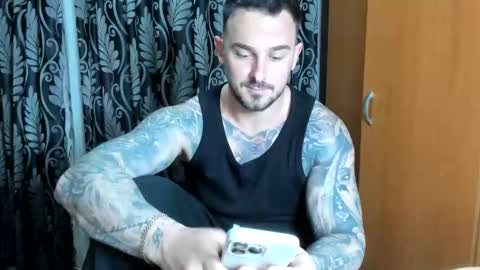 Snapshot of mastermusclejon chatting on 04/17/26, 07:39 Jon online show from 04/17/26, 07:39