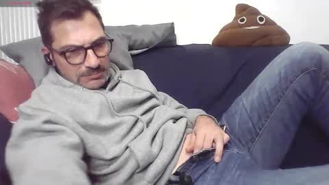 Snapshot of masterp17 chatting on 11/14/25, 08:07 Master P online show from 11/14/25, 08:07