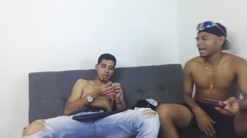Snapshot of masters_latins chatting on 07/15/26, 02:28 masters_latins online show from 07/15/26, 02:28