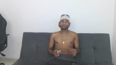 Snapshot of masters_latins chatting on 07/20/26, 03:14 masters_latins online show from 07/20/26, 03:14