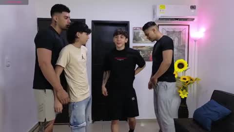 Team Cris Darwin- Fernando- Stiven- David online show from 04/07/26, 11:32