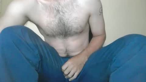 Snapshot of mastersw0rd chatting on 04/06/26, 01:01 mastersw0rd online show from 04/06/26, 01:01