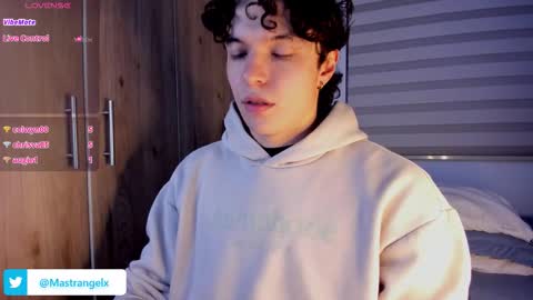 Snapshot of mastrangelo_x chatting on 03/05/26, 04:30 mastrangelo_x online show from 03/05/26, 04:30