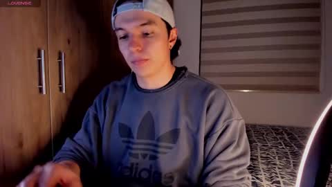 Snapshot of mastrangelo_x chatting on 03/17/26, 03:44 mastrangelo_x online show from 03/17/26, 03:44