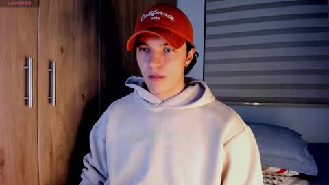 Snapshot of mastrangelo_x chatting on 03/19/26, 02:37 mastrangelo_x online show from 03/19/26, 02:37