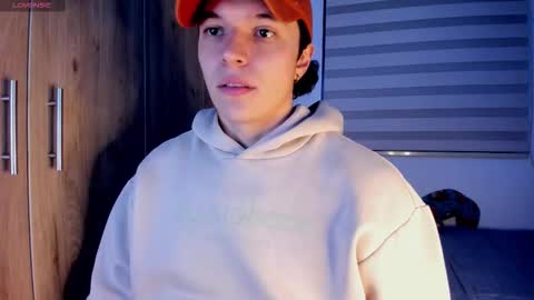 Snapshot of mastrangelo_x chatting on 03/27/26, 03:34 mastrangelo_x online show from 03/27/26, 03:34