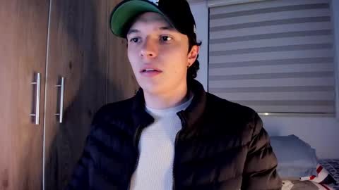 Snapshot of mastrangelo_x chatting on 03/30/26, 04:35 mastrangelo_x online show from 03/30/26, 04:35