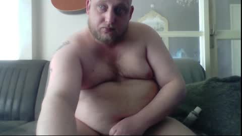 Snapshot of mastrubeertje1988 chatting on 04/25/26, 10:18 mastrubeertje1988 online show from 04/25/26, 10:18