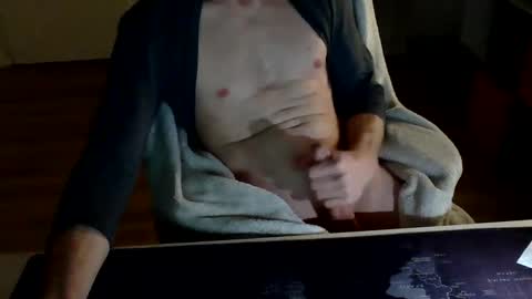 Snapshot of masturbatemindbreaker chatting on 02/27/25, 10:42 MasturbateMindbreaker online show from 02/27/25, 10:42