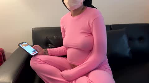 Snapshot of masturbatingmariamiller chatting on 10/01/25, 07:42 masturbatingmariamiller online show from 10/01/25, 07:42