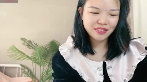 SuSu online show from 10/22/25, 04:24