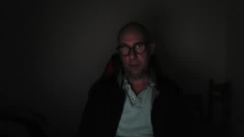 Snapshot of mat11efou chatting on 05/12/26, 04:31 mat11efou online show from 05/12/26, 04:31