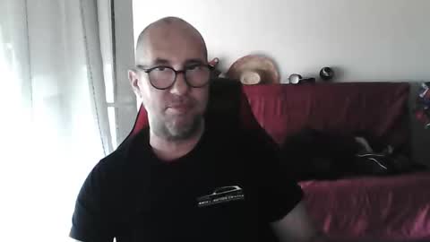 Snapshot of mat11efou chatting on 05/20/26, 10:21 mat11efou online show from 05/20/26, 10:21