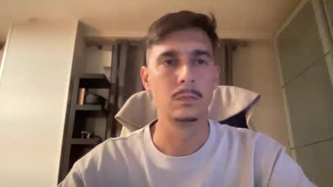 Snapshot of matahavi chatting on 10/14/25, 07:14 Aaron online show from 10/14/25, 07:14