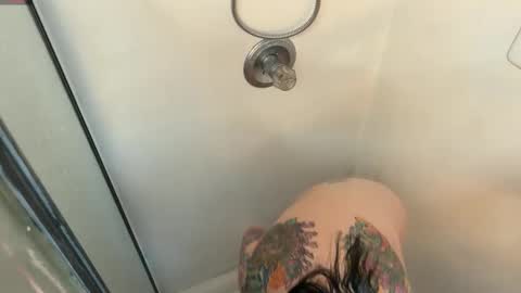 Jer and Kel online show from 09/15/25, 03:45