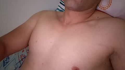 Snapshot of mateo2803 chatting on 03/17/26, 04:28 mateo2803 online show from 03/17/26, 04:28