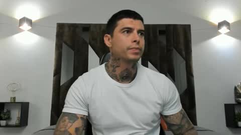 Snapshot of mateo_dilucajs1 chatting on 11/25/25, 10:26 mateo_dilucajs1 online show from 11/25/25, 10:26