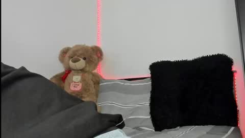 mateo_escobar online show from 11/07/25, 07:03