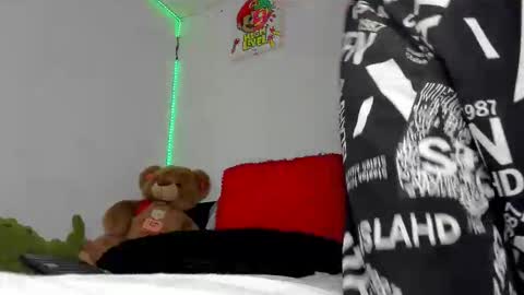 mateo_escobar online show from 01/14/26, 12:22