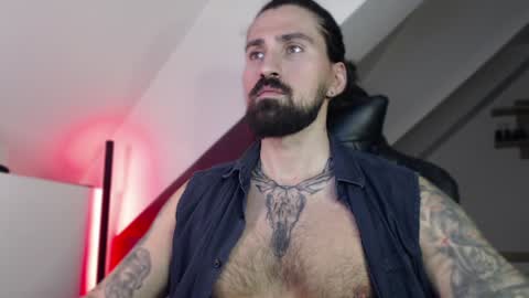 Snapshot of mateohalifa chatting on 01/01/25, 05:11 mateohalifa online show from 01/01/25, 05:11