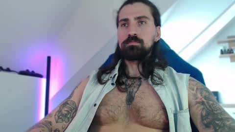 Snapshot of mateohalifa chatting on 03/07/25, 10:02 mateohalifa online show from 03/07/25, 10:02