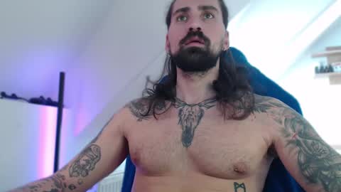 Snapshot of mateohalifa chatting on 03/11/25, 11:44 mateohalifa online show from 03/11/25, 11:44