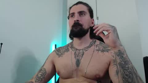 Snapshot of mateohalifa chatting on 10/14/25, 04:52 mateohalifa online show from 10/14/25, 04:52